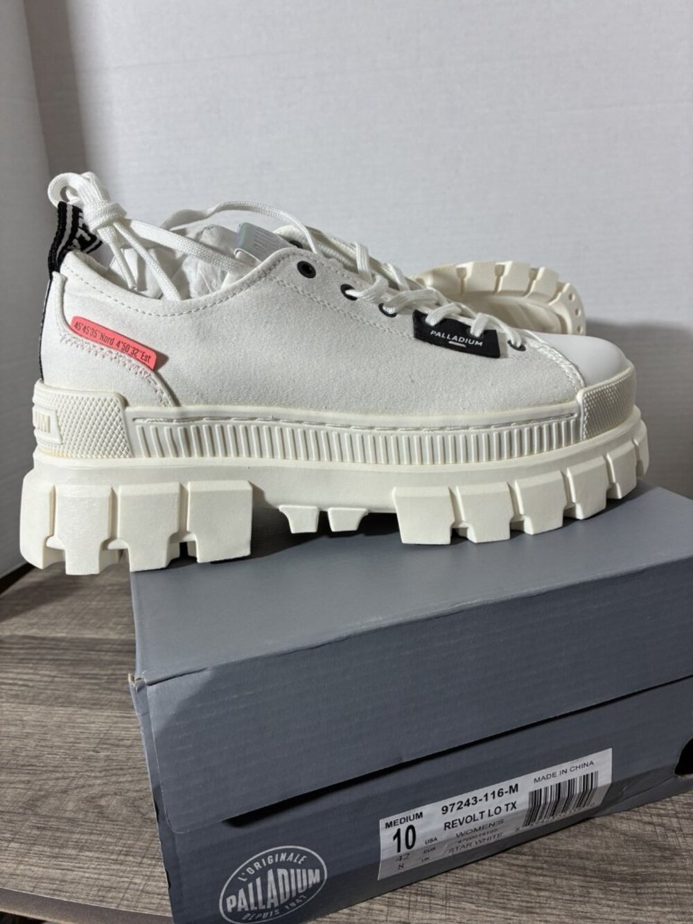 Palladium REVOLT LO TX In Star White Size 10